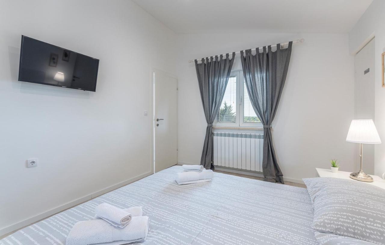 Apartments Saladinka Červar-Porat Zewnętrze zdjęcie